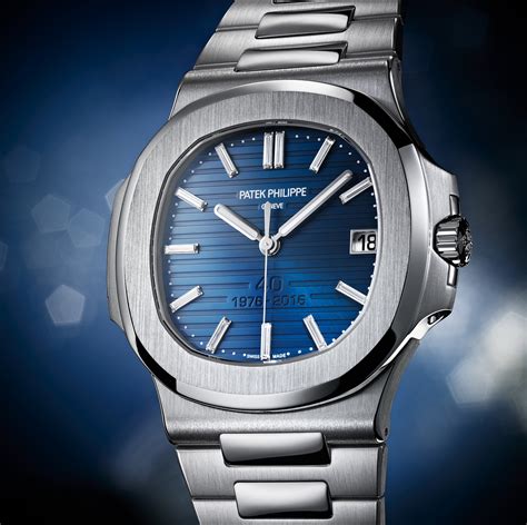 Patek Philippe nautilus size